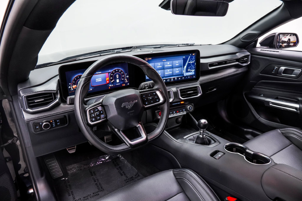 Used 2026 Ford Mustang GT Premium RWD image 5
