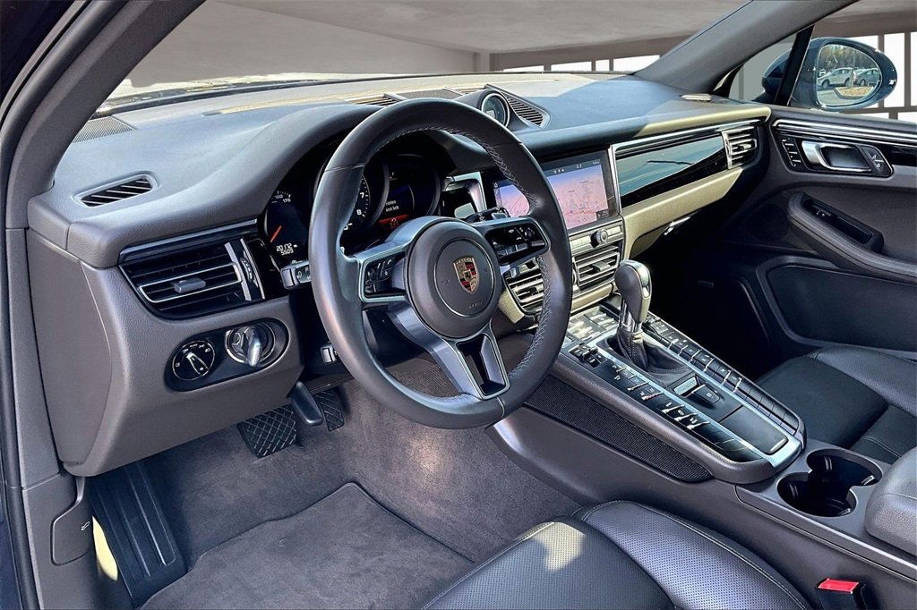 Used 2021 Porsche Macan image 14