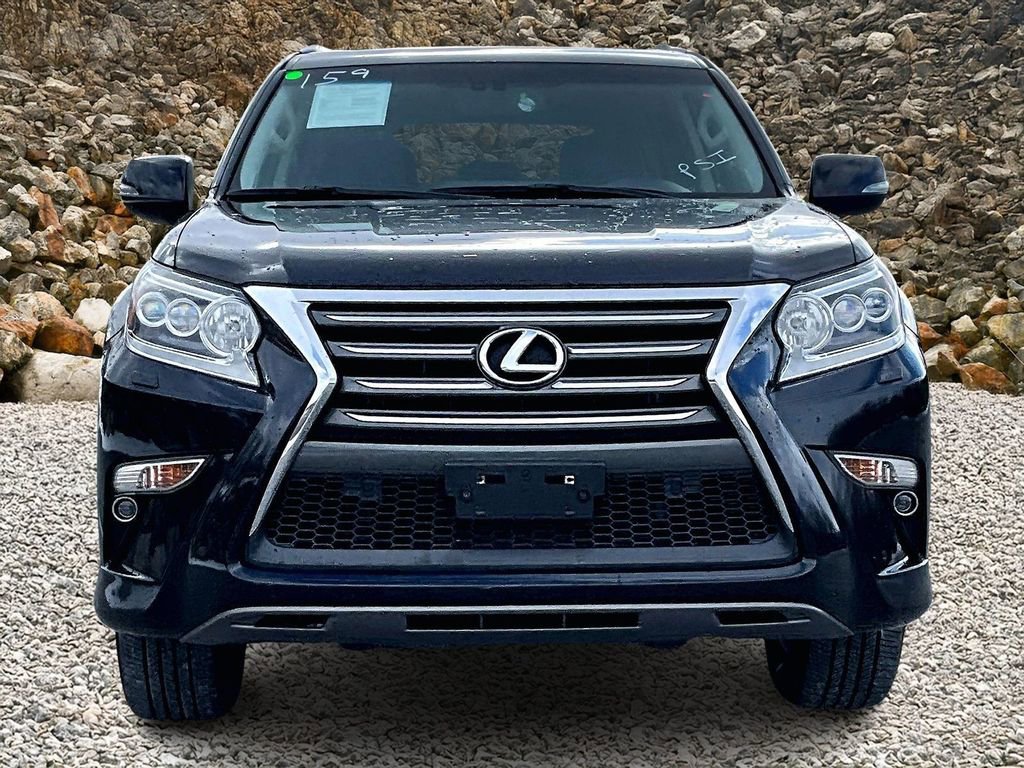 Used 2016 Lexus GX 460 w/ Premium Package AWD/4WD image 3