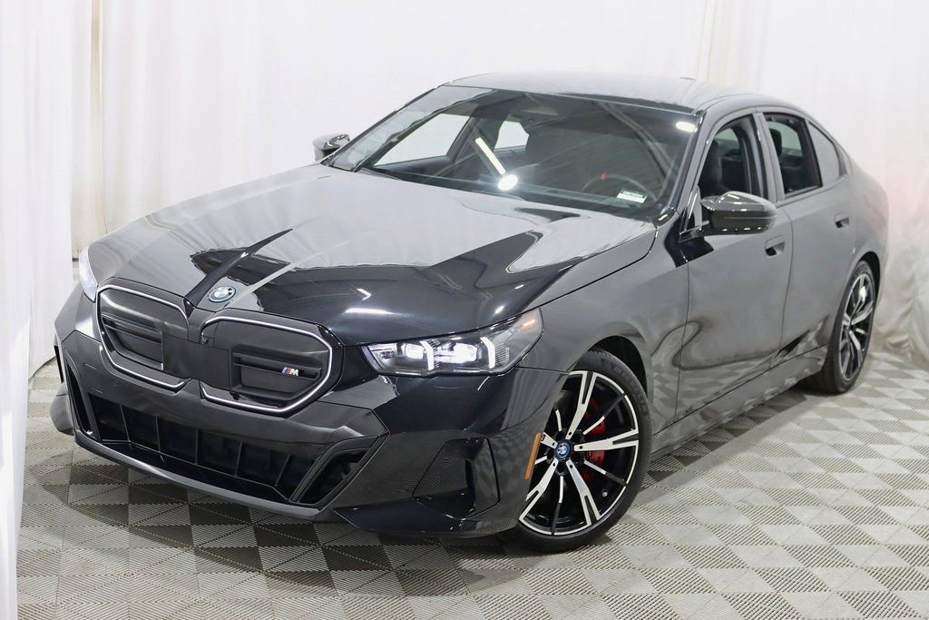 Used 2024 BMW i5 M60 w/ Premium Package image 7