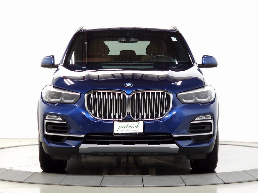 Used 2019 BMW X5 xDrive50i w/ Premium Package 2 AWD/4WD image 2