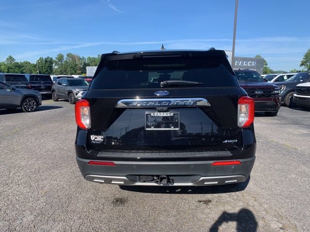Used 2023 Ford Explorer XLT w/ Equipment Group 202A AWD/4WD image 7
