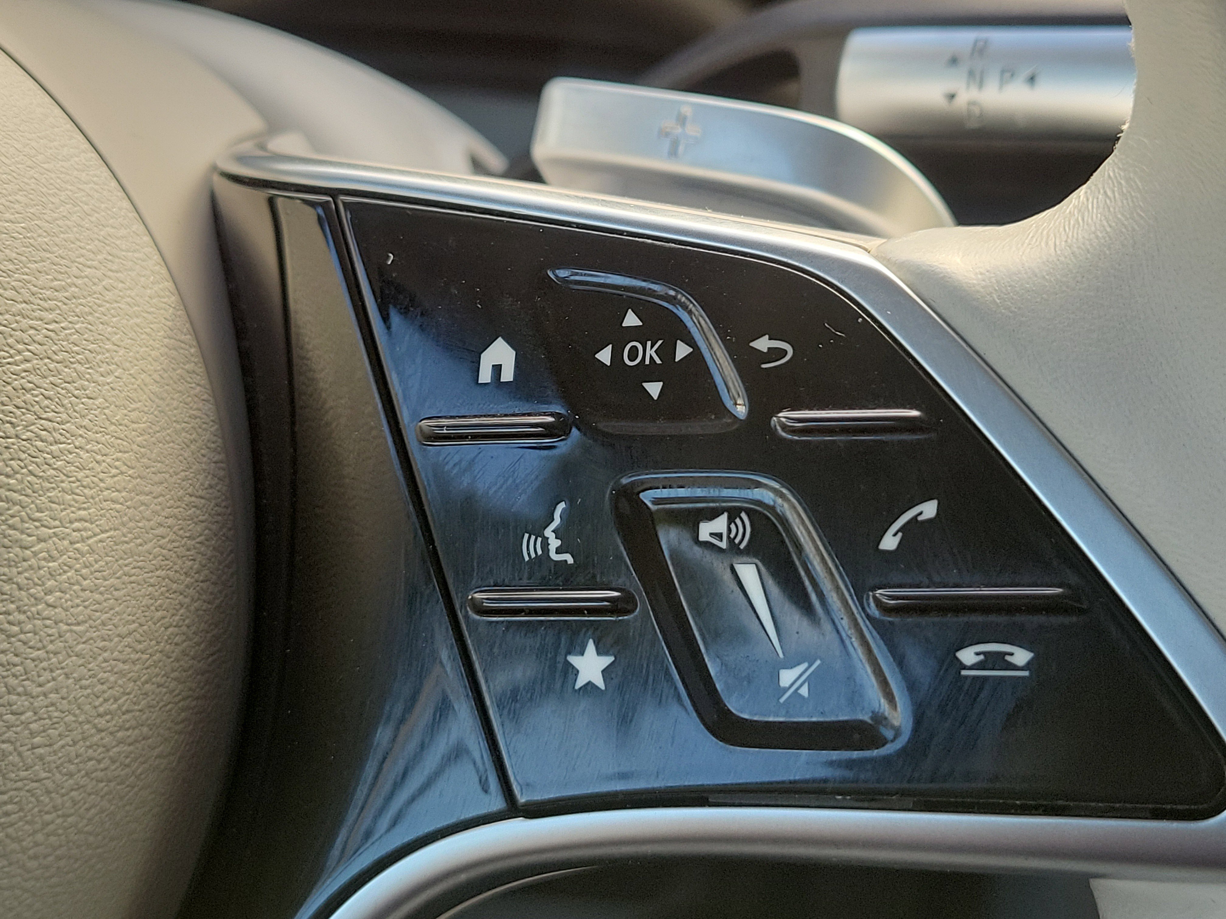 Used 2023 Mercedes-Benz EQS 580 4MATIC SUV image 27