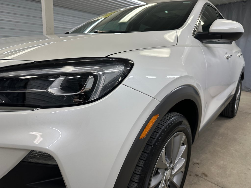 Used 2022 Buick Encore GX Essence w/ Experience Buick Package AWD/4WD image 35