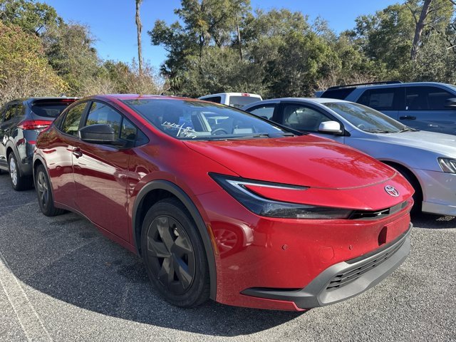 Used 2024 Toyota Prius LE image 1