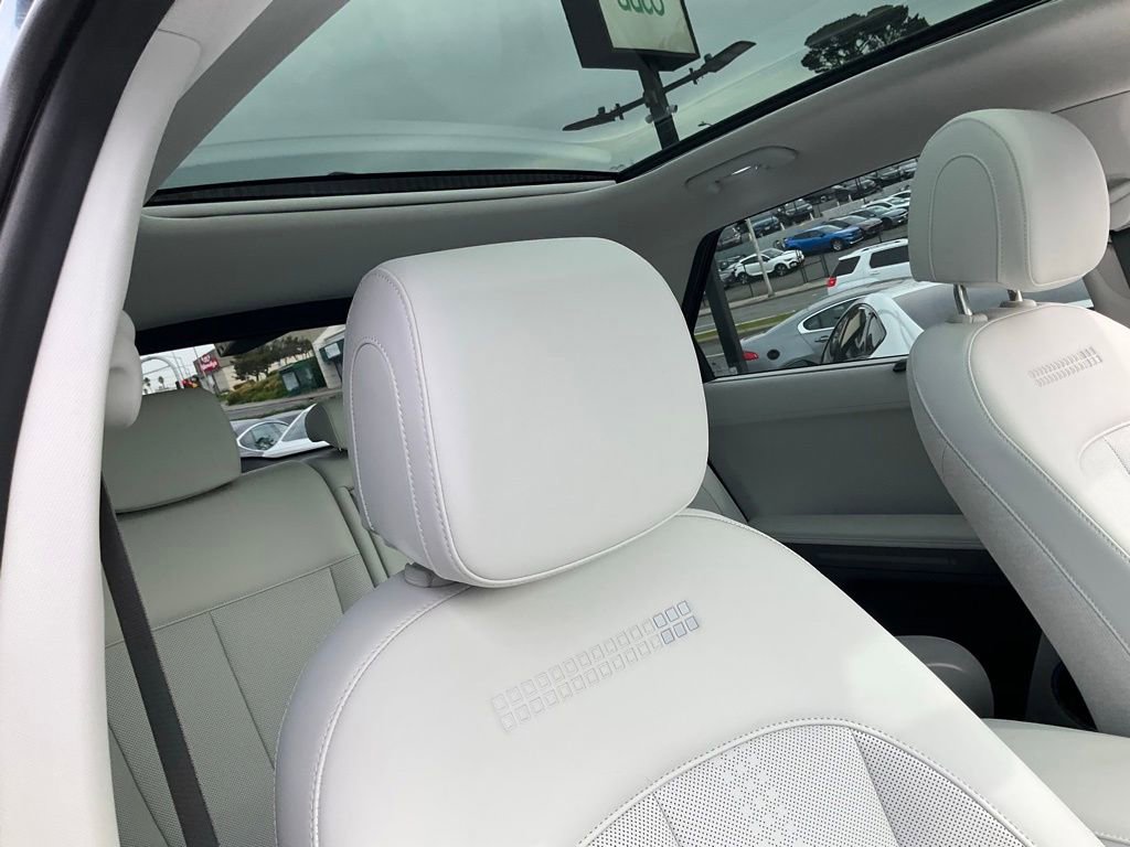 Used 2025 Hyundai Ioniq 5 Limited image 63