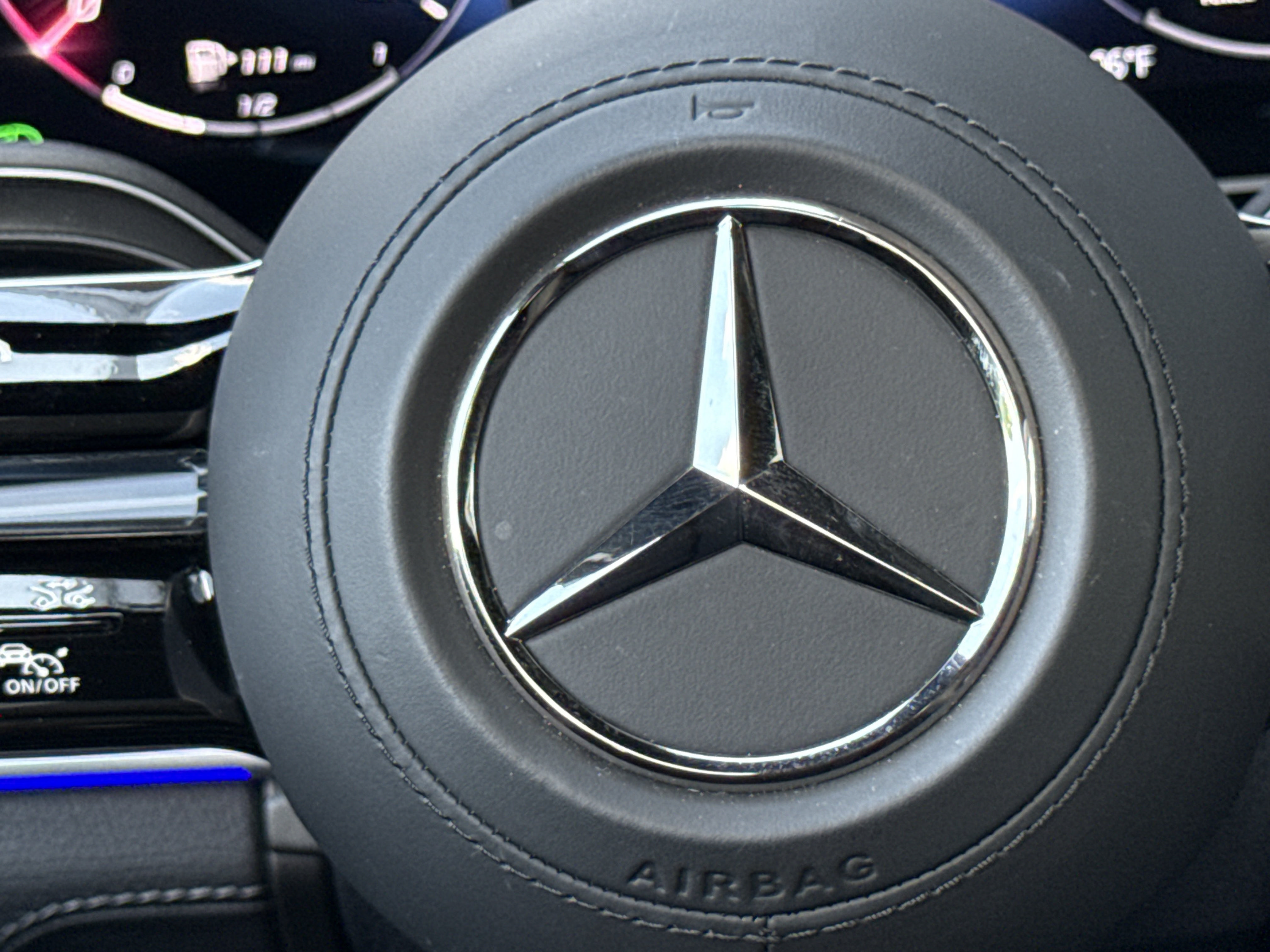 Certified 2025 Mercedes-Benz GLS 450 4MATIC image 33