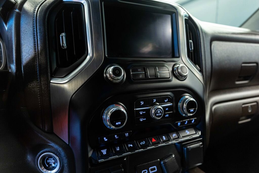 Used 2020 GMC Sierra 2500 Denali w/ Denali Ultimate Package image 13