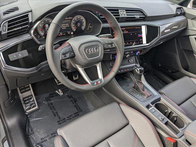 New 2025 Audi Q3 2.0T Premium Plus image 3