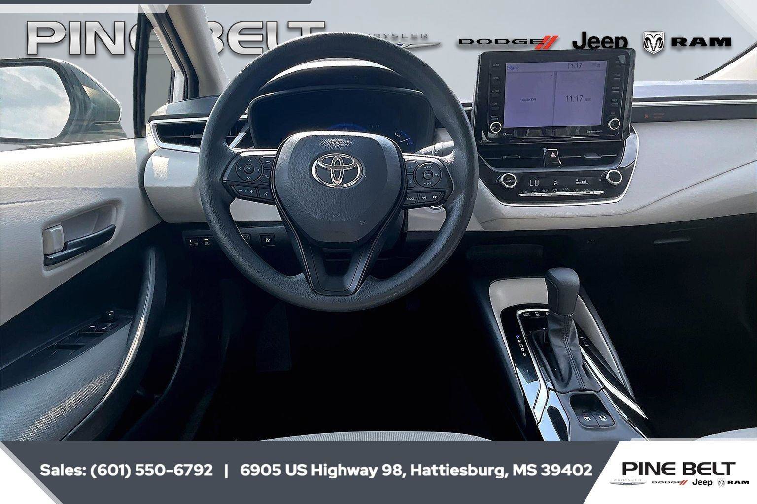 Used 2022 Toyota Corolla LE image 6