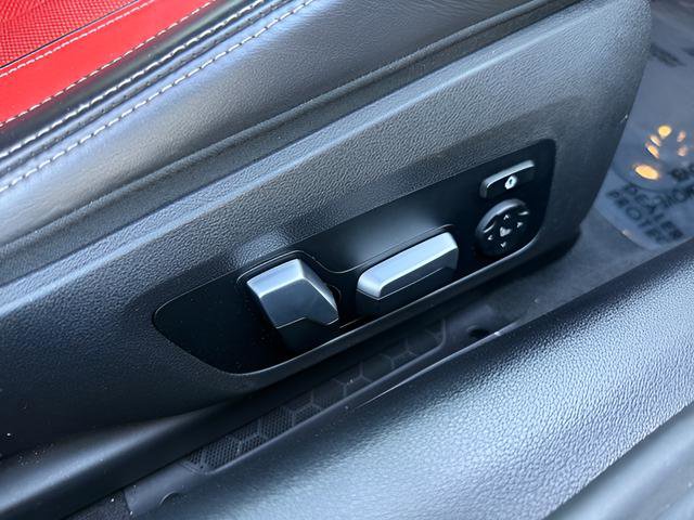 Used 2022 BMW M850i xDrive Coupe w/ Driving Assistance Package image 25