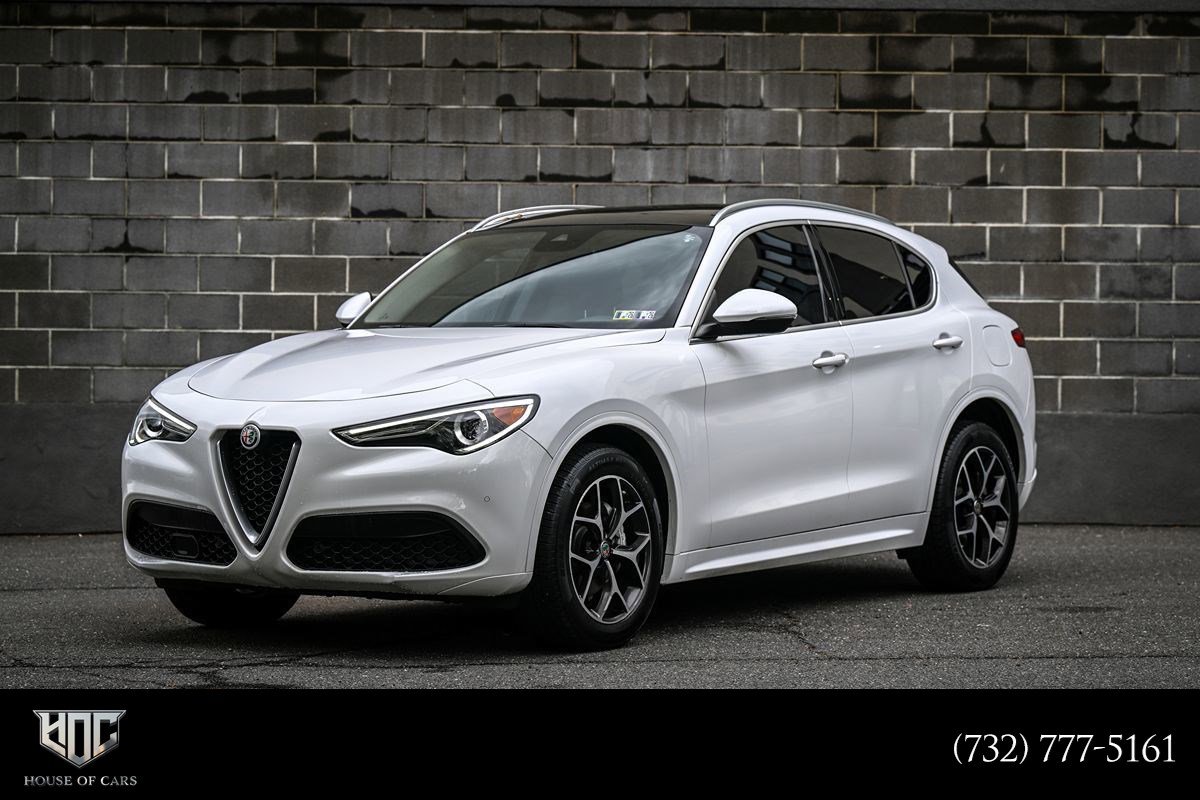 Used 2021 Alfa Romeo Stelvio Ti AWD/4WD image 1