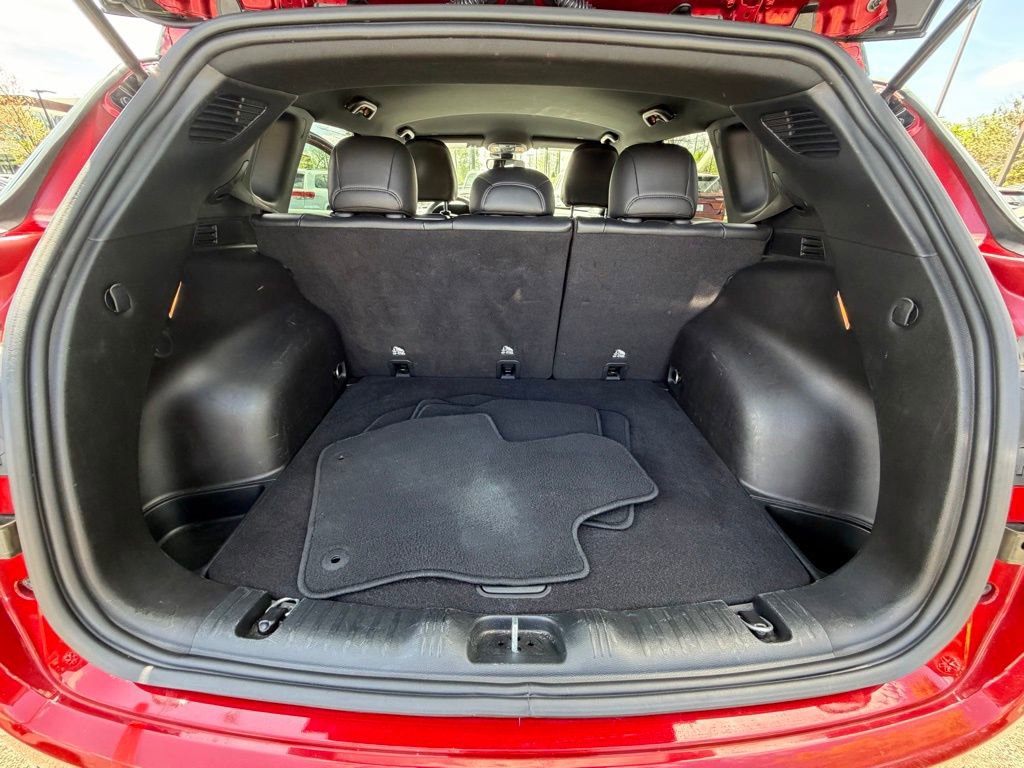 Certified 2025 Jeep Compass Limited AWD/4WD image 32