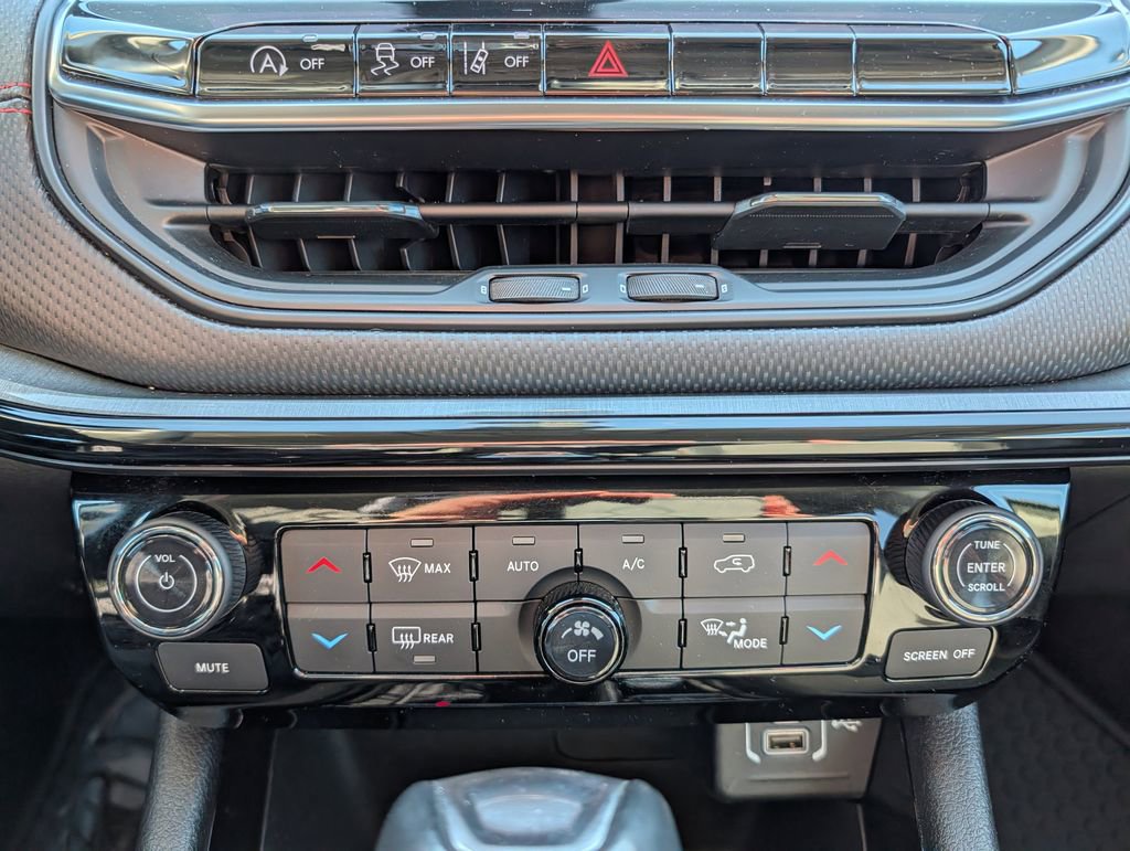 Used 2022 Jeep Compass Trailhawk w/ Trailhawk Convenience Group image 23