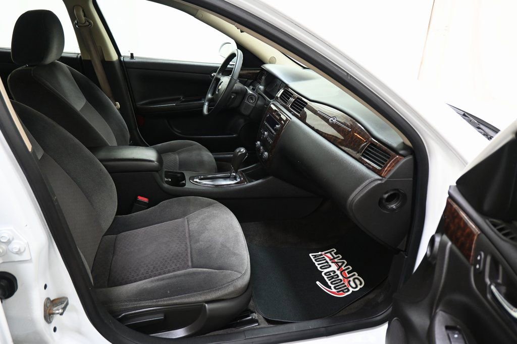 Used 2014 Chevrolet Impala Limited LS image 8