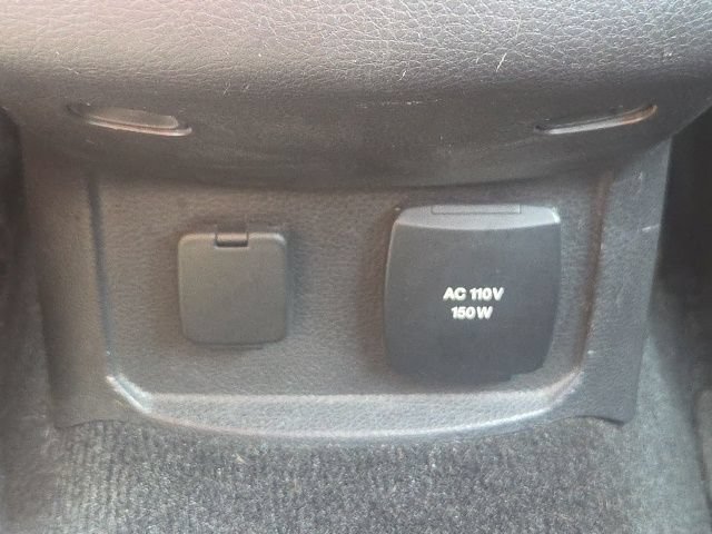 Used 2013 Ford Fusion Titanium w/ Titanium Driver Assist Pkg FWD image 18