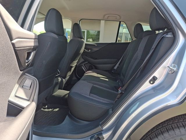 Certified 2025 Subaru Outback Premium AWD/4WD image 10