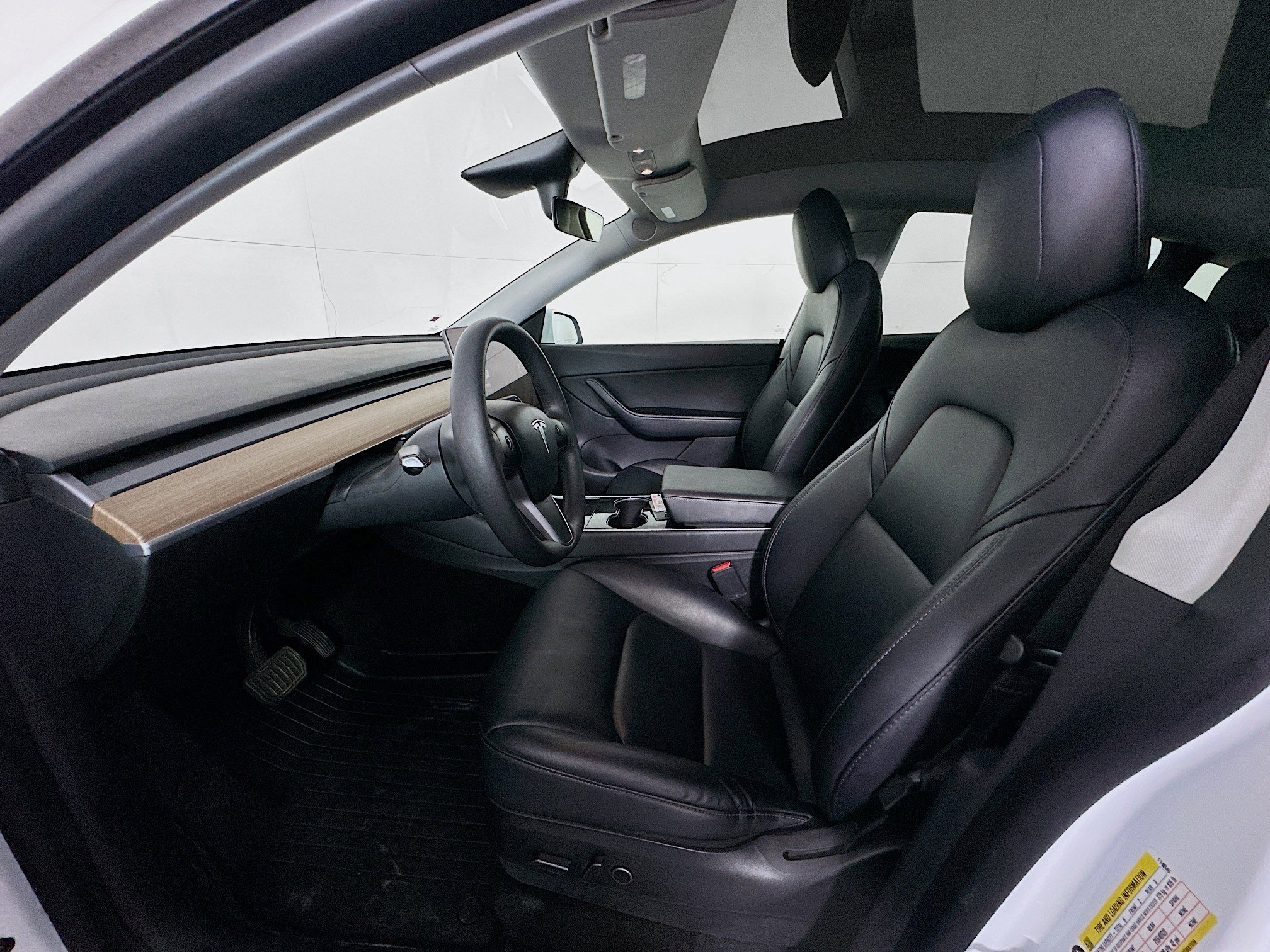 Used 2021 Tesla Model Y 2WD image 13