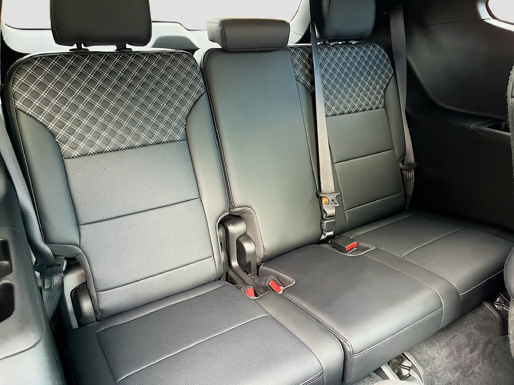 Used 2026 GMC Acadia Denali AWD/4WD image 29