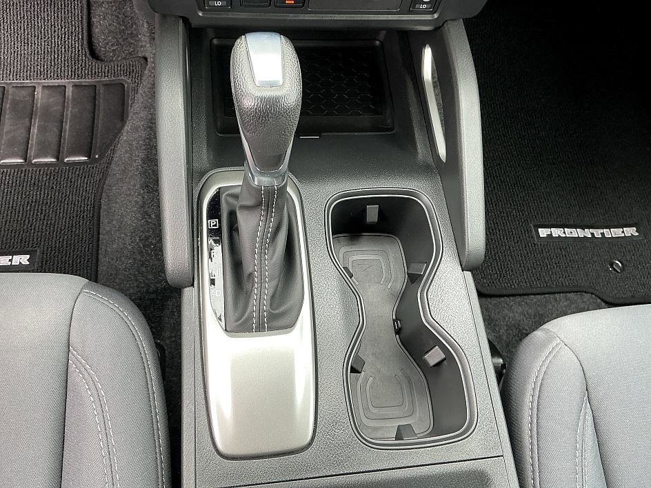 Used 2023 Nissan Frontier SV w/ SV Convenience Package image 18