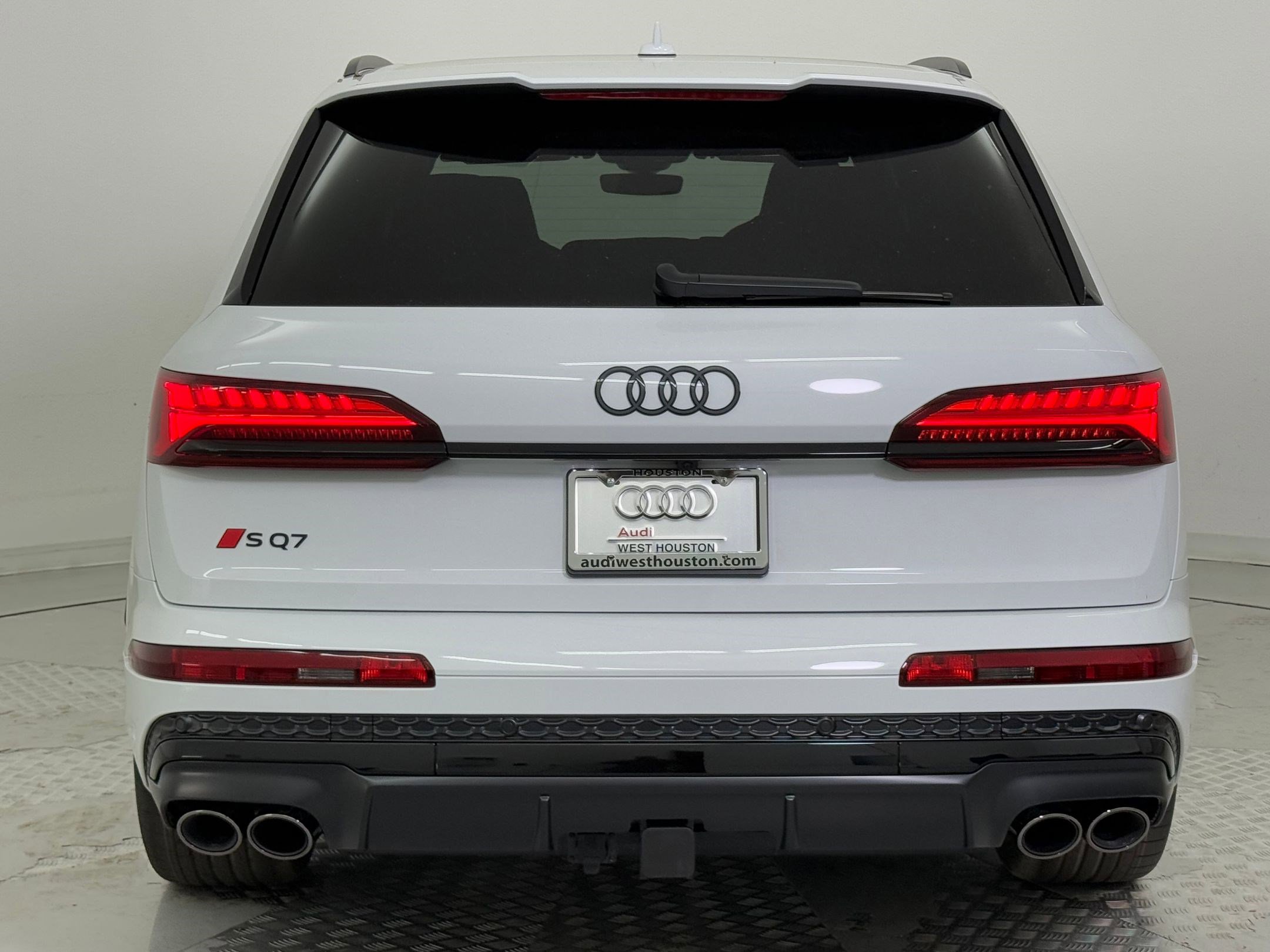 New 2026 Audi SQ7 Premium Plus AWD/4WD image 10