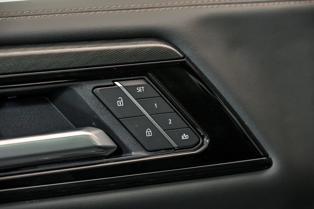 New 2026 GMC Yukon AT4 w/ AT4 Premium Package AWD/4WD image 6
