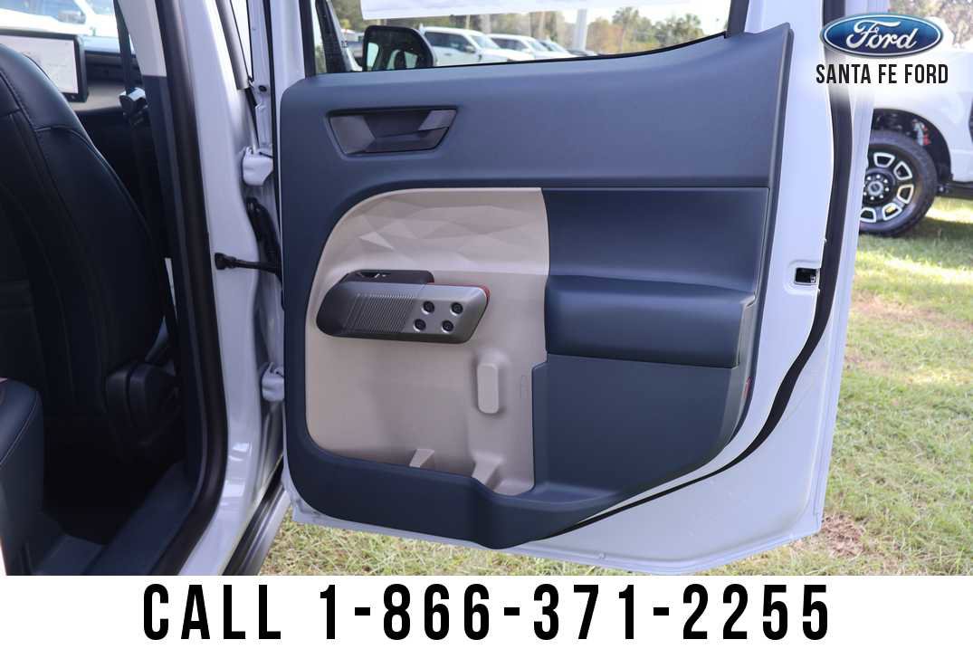 New 2025 Ford Maverick Lariat w/ 4K Tow Package image 28