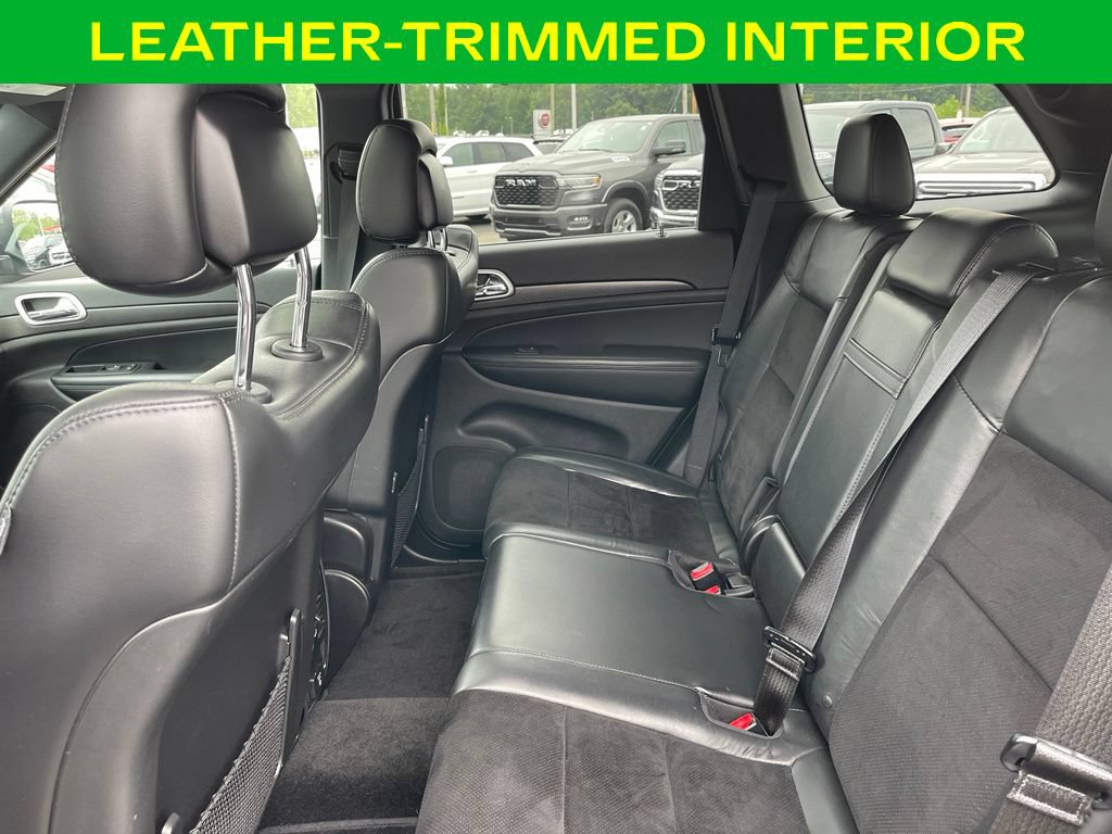 Used 2015 Jeep Grand Cherokee Altitude AWD/4WD image 14