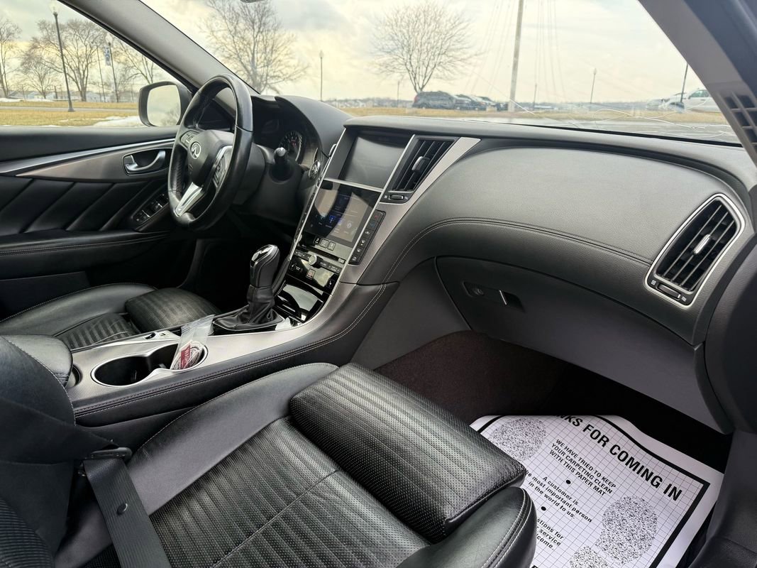 Used 2018 INFINITI Q50 Sport image 14