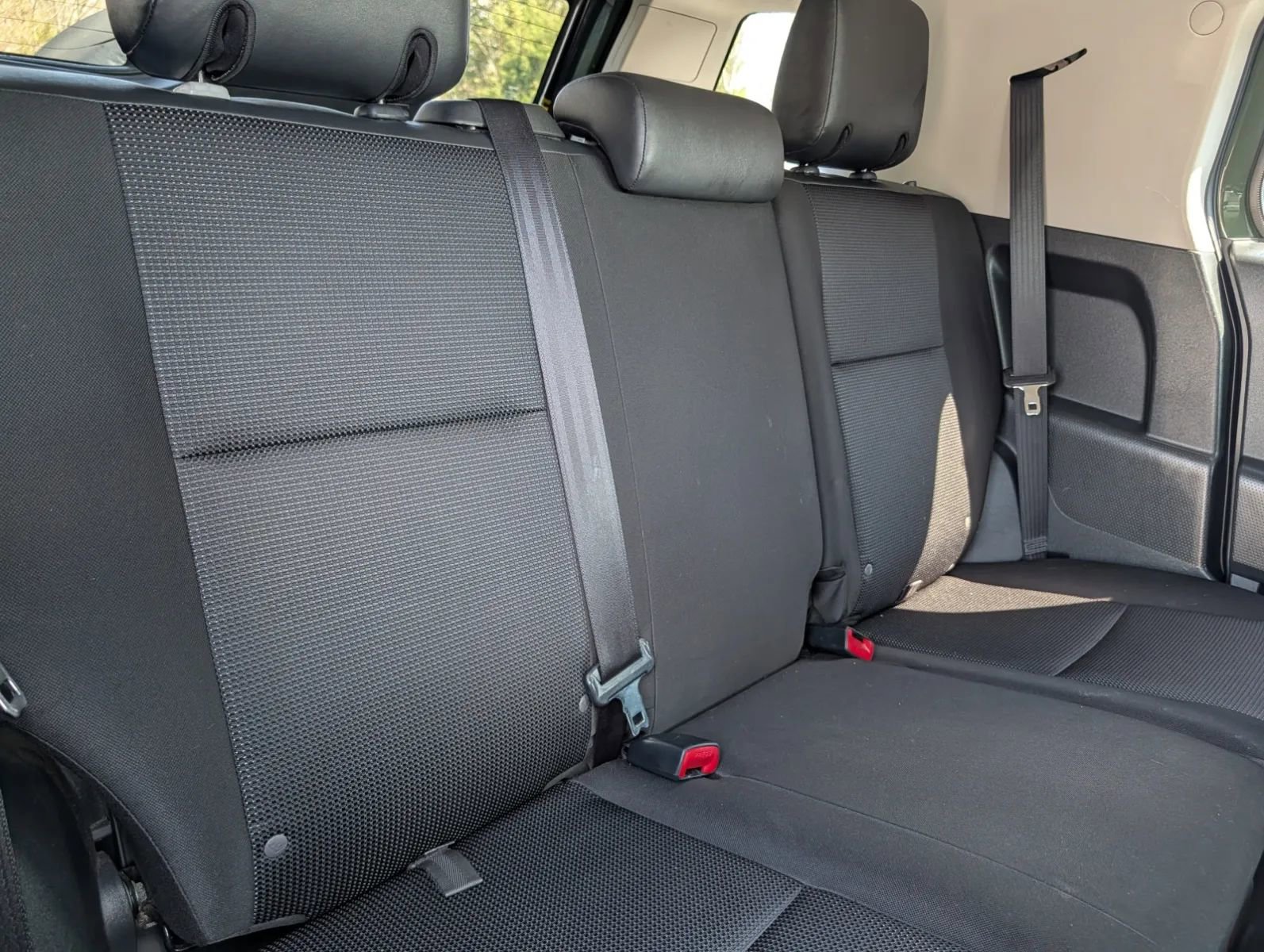 Used 2014 Toyota FJ Cruiser 2WD w/ Convenience Package image 11