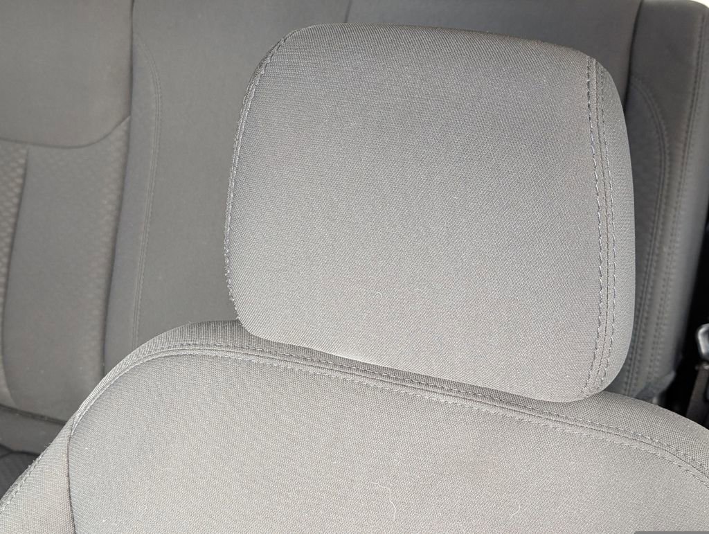 Used 2016 Jeep Wrangler Sport image 16