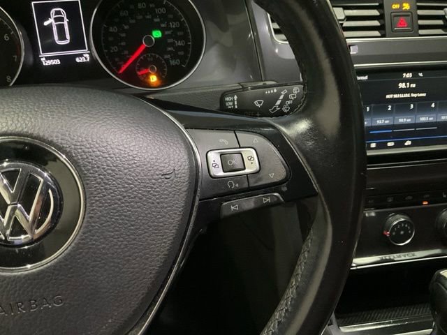 Used 2017 Volkswagen Golf Alltrack SE AWD/4WD image 11