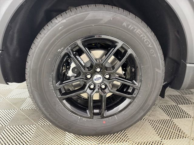 New 2025 Ford Explorer Active w/ Active Comfort Package image 30