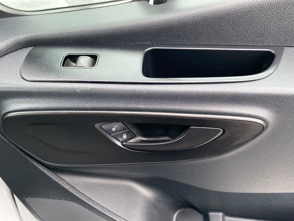 Used 2024 Mercedes-Benz Sprinter 2500 image 10