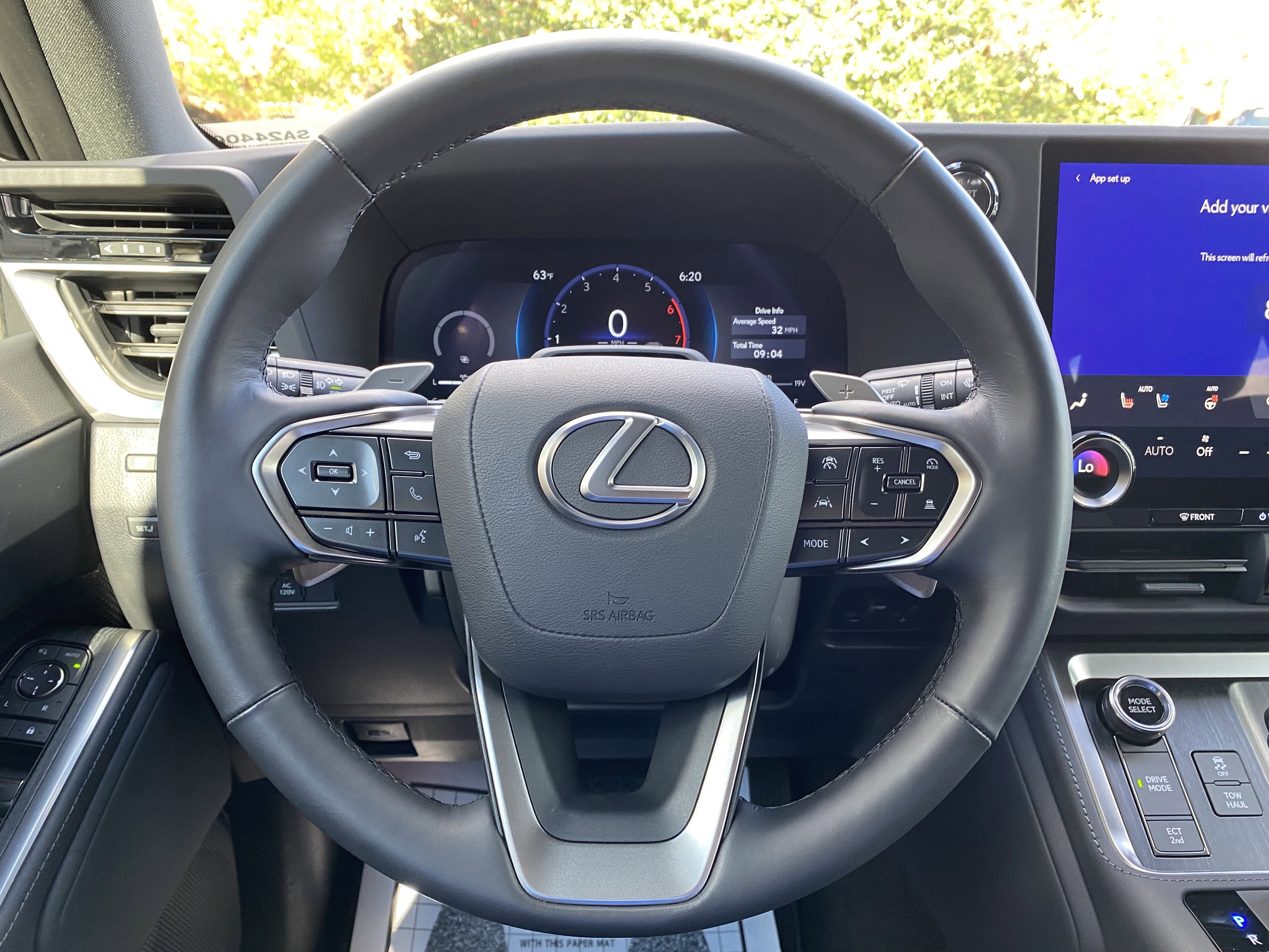 Used 2025 Lexus GX 550 w/ Cold Area Package image 18