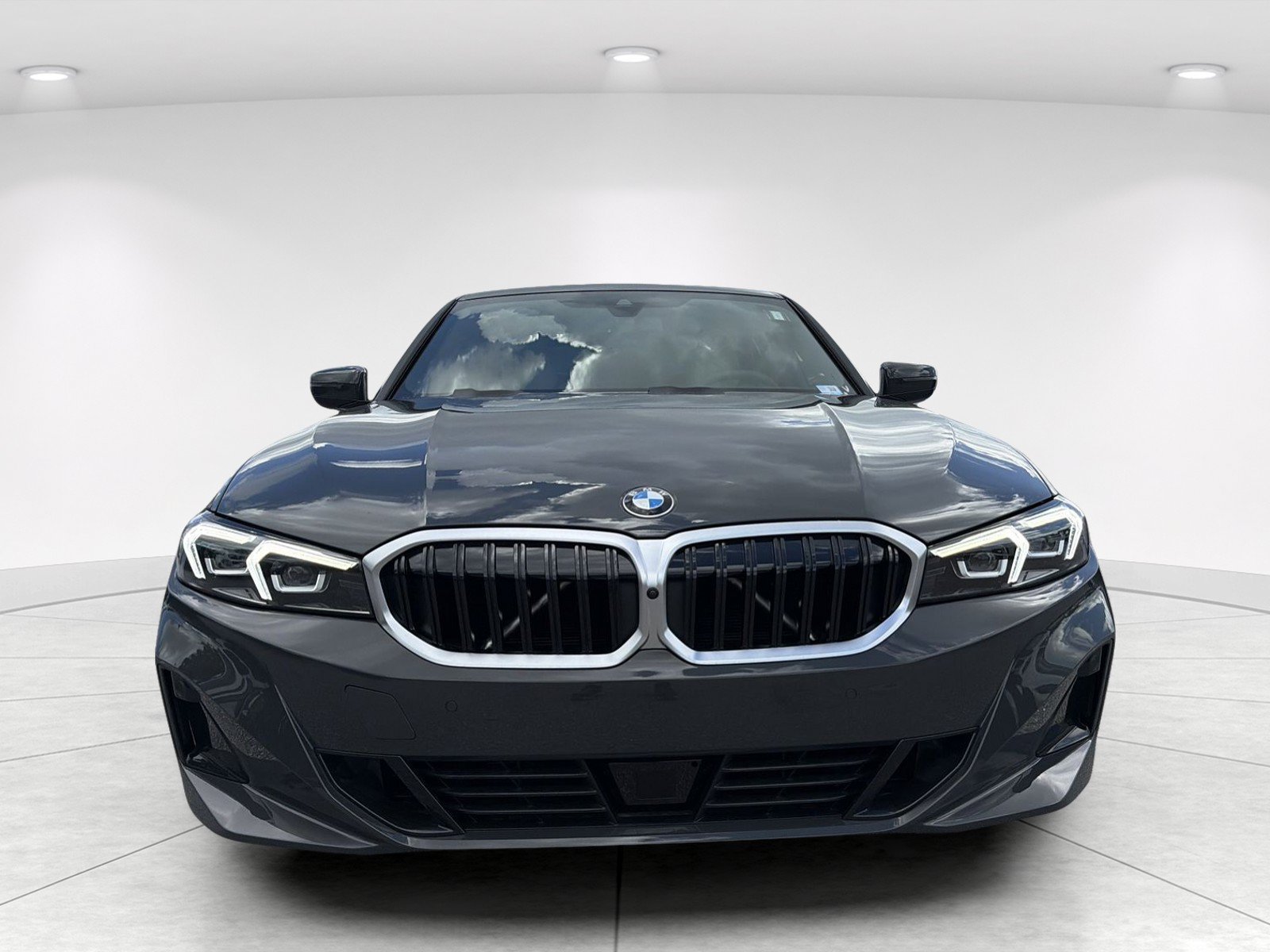 New 2026 BMW 330i xDrive Sedan w/ Premium Package AWD/4WD image 2