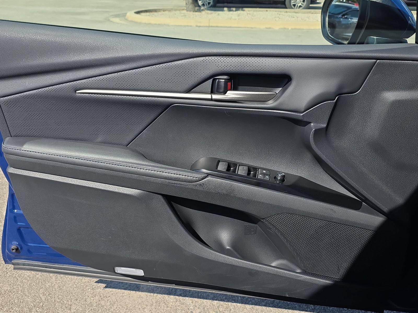 Used 2026 Toyota Camry XSE FWD image 24