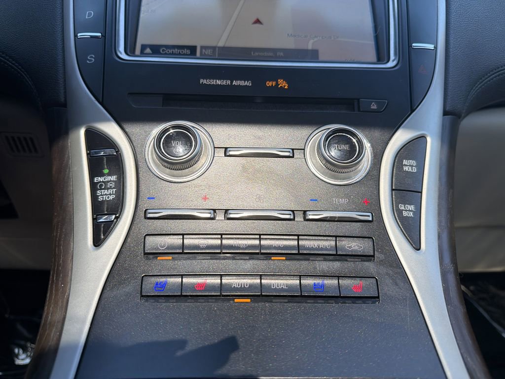 Used 2017 Lincoln MKX Reserve w/ Lincoln MKX Climate Package image 27