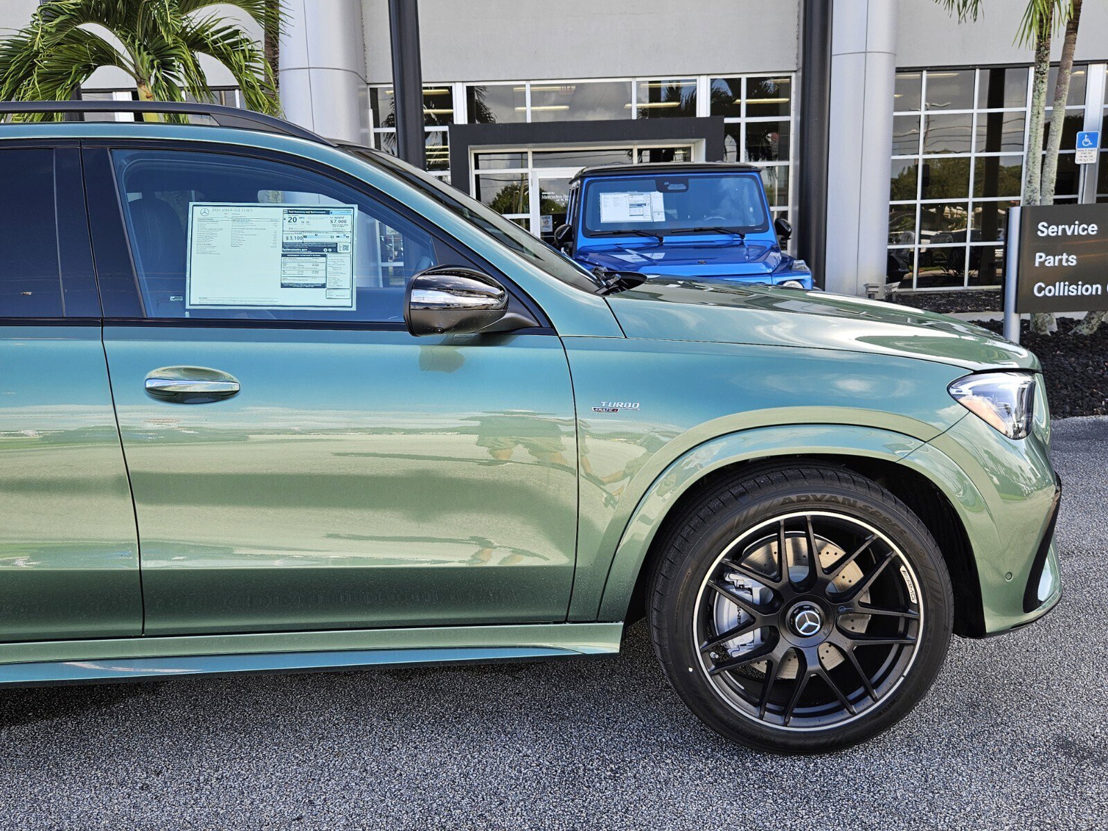 New 2026 Mercedes-Benz GLE 53 AMG 4MATIC image 2