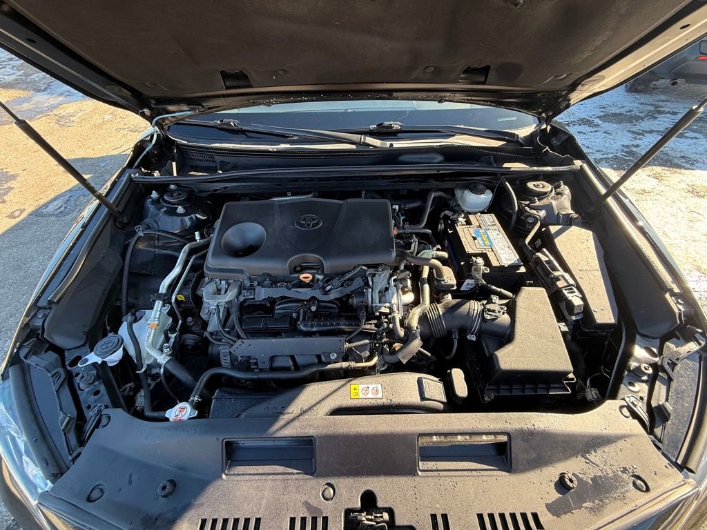 Used 2020 Toyota Camry SE image 12
