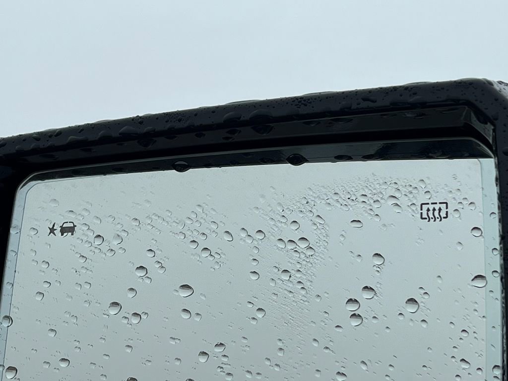 New 2025 GMC Hummer EV 2X AWD/4WD image 40