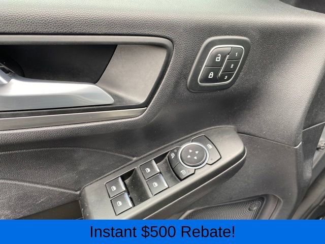 Used 2022 Ford Escape Titanium image 17