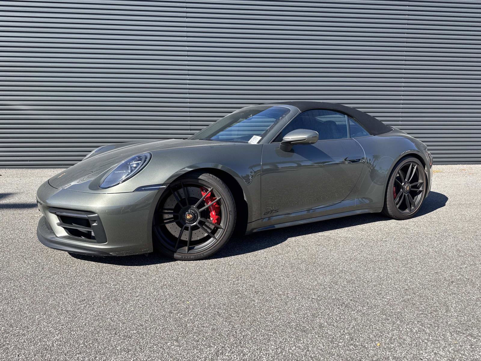 Certified 2022 Porsche 911 Carrera GTS image 1