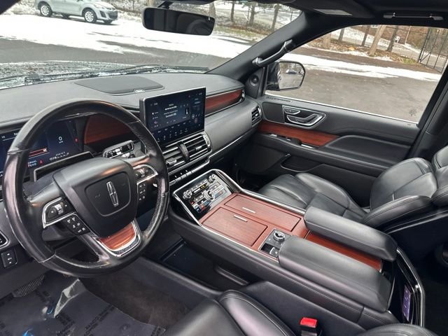 Used 2024 Lincoln Navigator L 4WD image 28