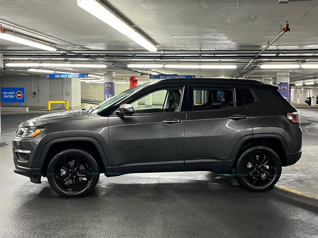 Used 2019 Jeep Compass Latitude AWD/4WD image 30
