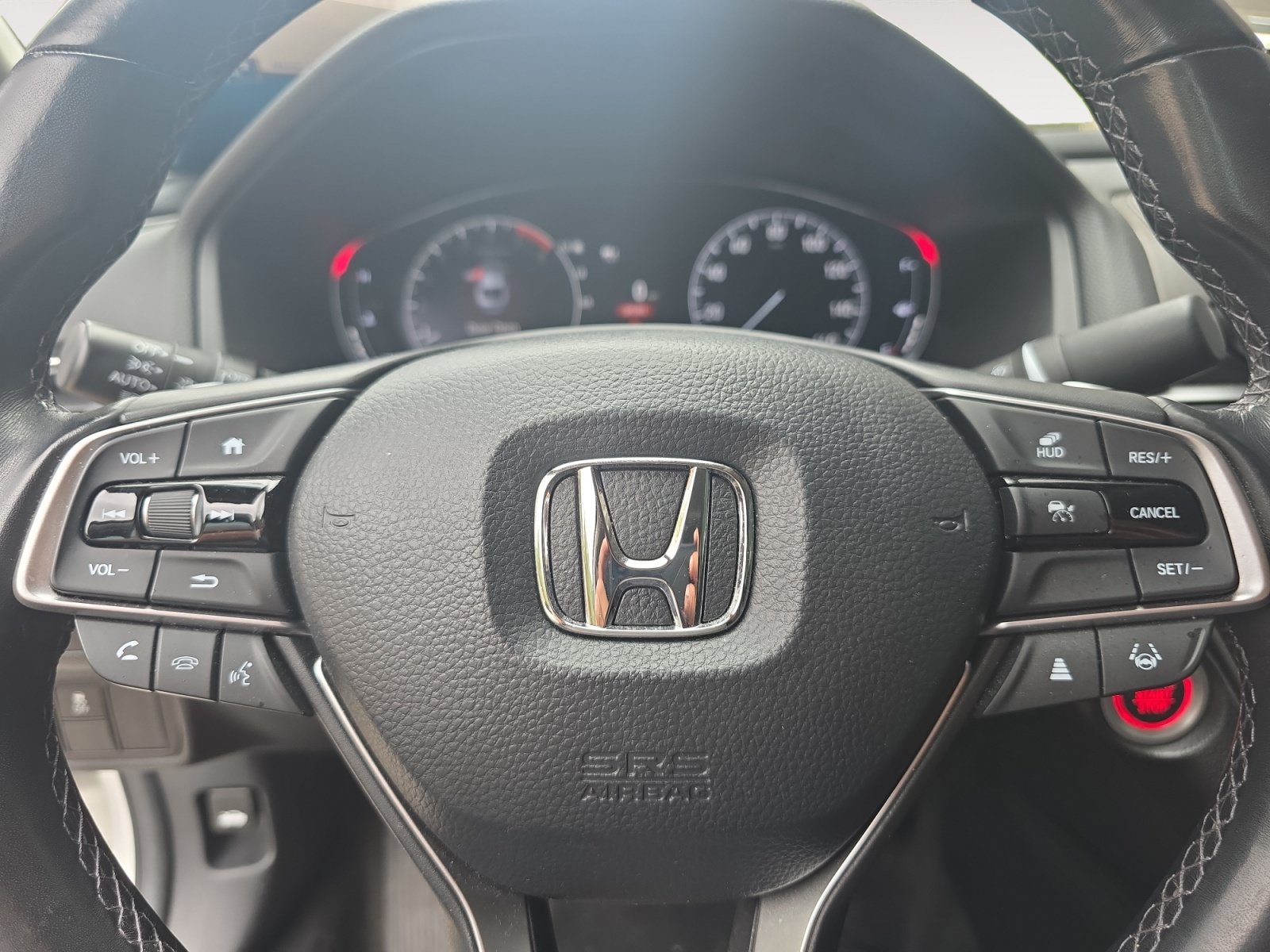 Used 2021 Honda Accord Touring image 11