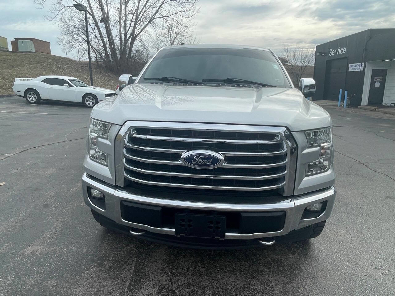 Used 2017 Ford F150 XLT w/ XTR Package image 7