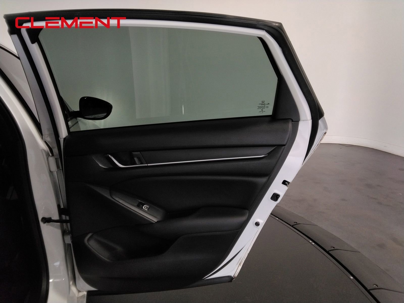 Used 2020 Honda Accord Sport image 35