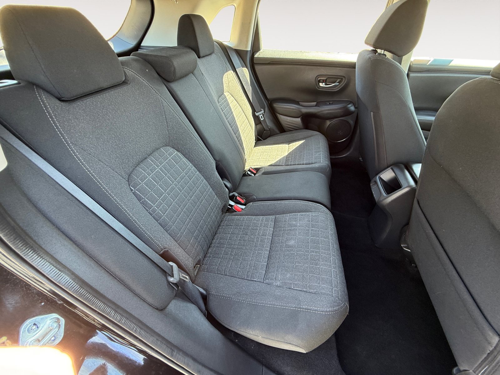 Used 2025 Honda HR-V LX image 18