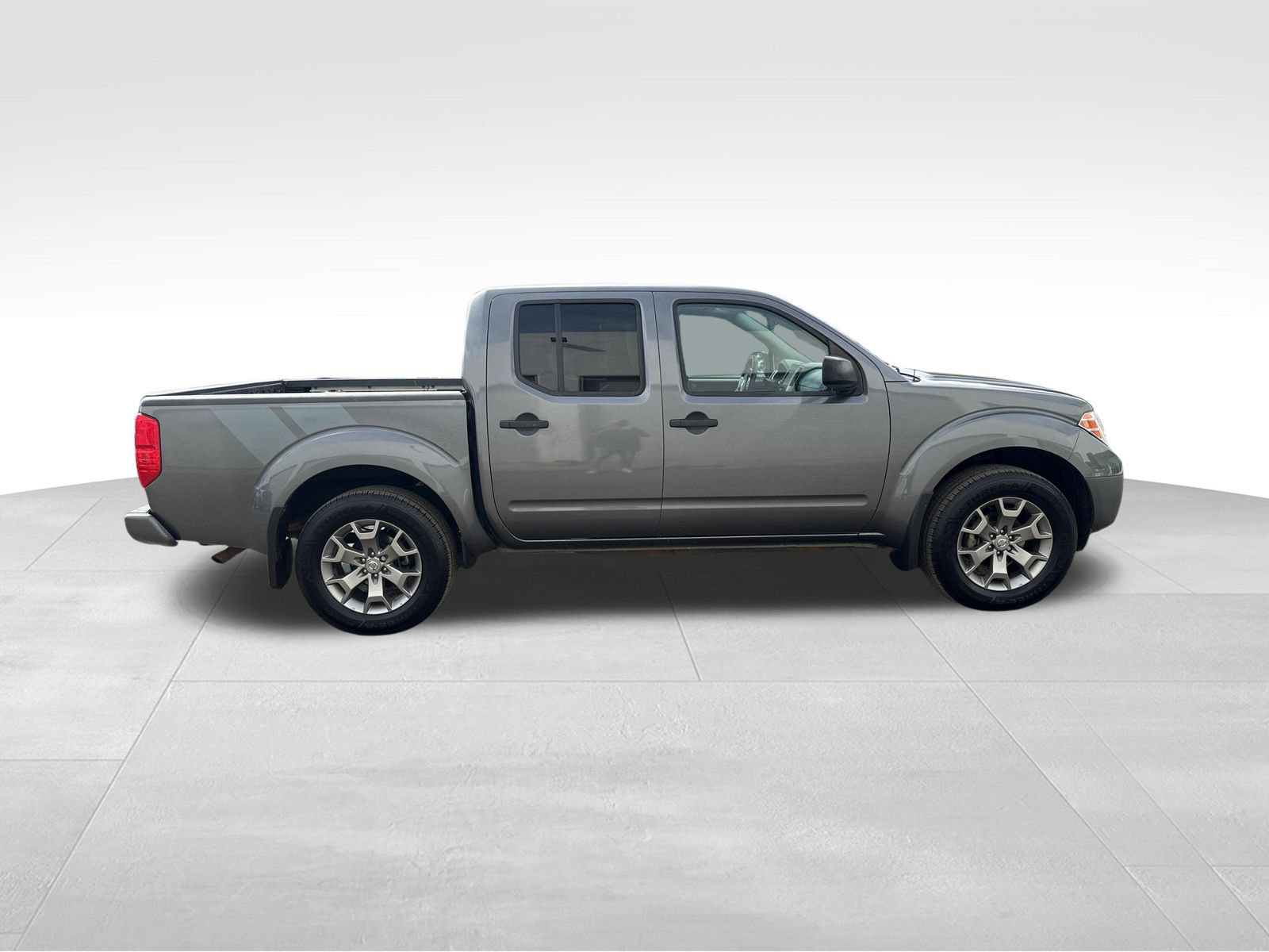 Used 2020 Nissan Frontier SV AWD/4WD image 6
